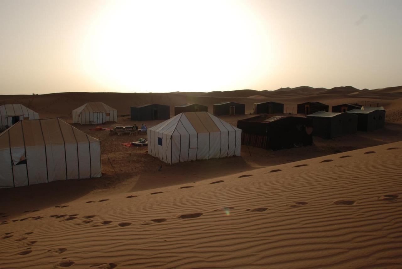 Kasbah Les Alizes Du Desert M'Hamid Esterno foto