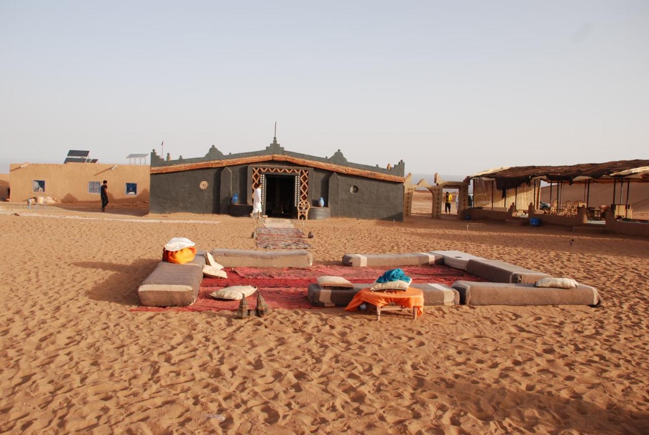 Kasbah Les Alizes Du Desert M'Hamid Esterno foto